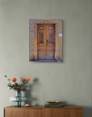 Brown door Graça - Wooden Photo Wall Art